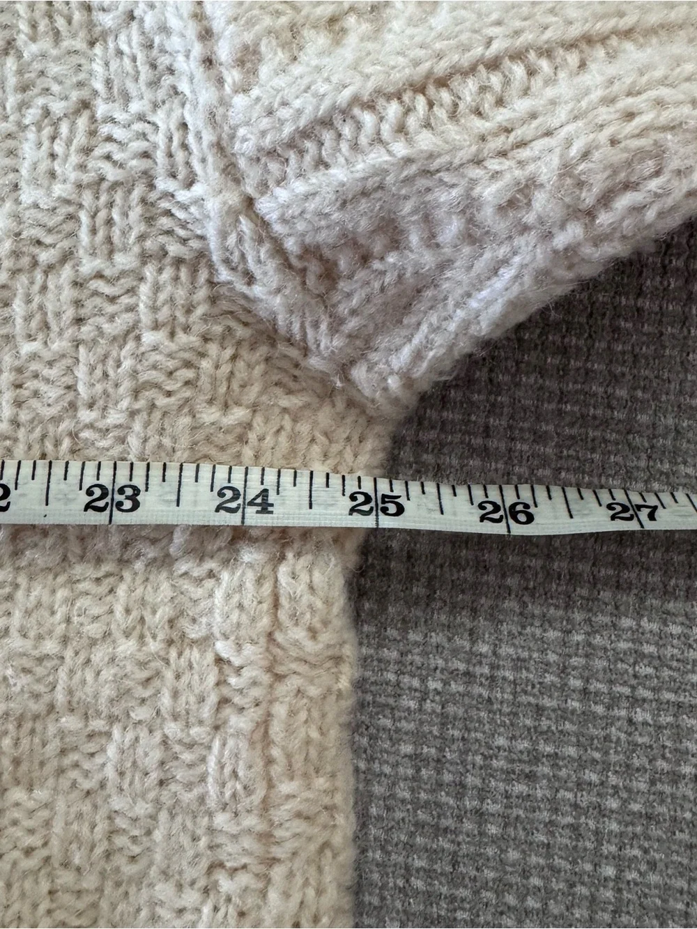 Shamrock Apparel Original Wool Chunky Cable Knit Cream Sweater men Large